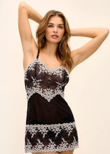 Load image into Gallery viewer, Wacoal Embrace Lace Chemise - Black
